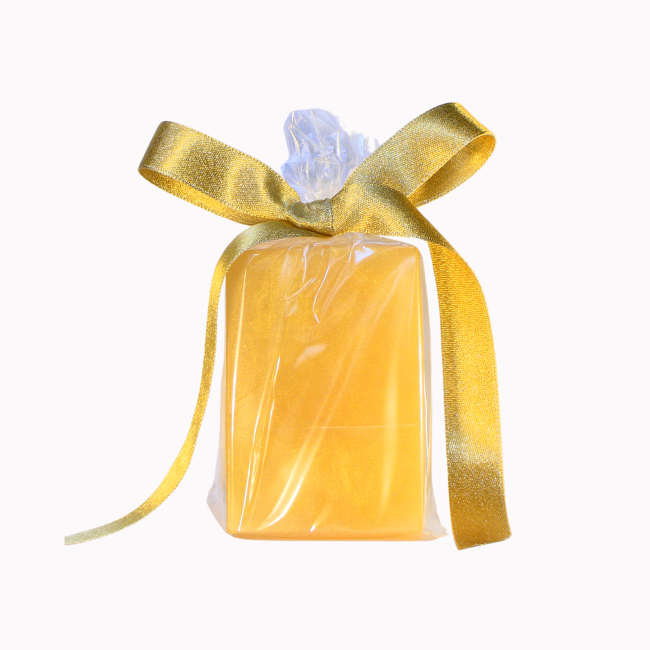 MÝSTIQÚE luxury bergamot, vanilla, cedarwood, and amber soap bar by ESSENCE DE ŹI̯ÔN.